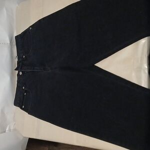 Bill Blass Women's Black Denim Capris